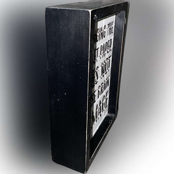 Funny Bathroom Sign - Picture 4 of 6